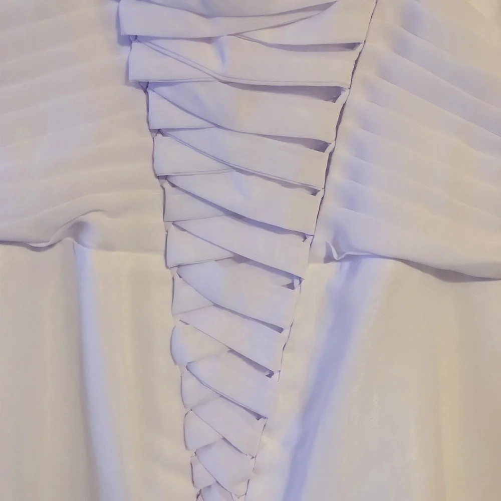 NWT White Wedding dress. Short ,flowy, lace up back, lined with built in bra. - Picture 5 of 5